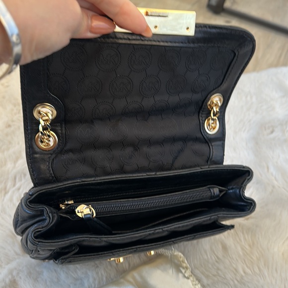 MICHAEL KORS SHOULDER/ CROSSBODY BLACK BAG - Picture 3 of 8